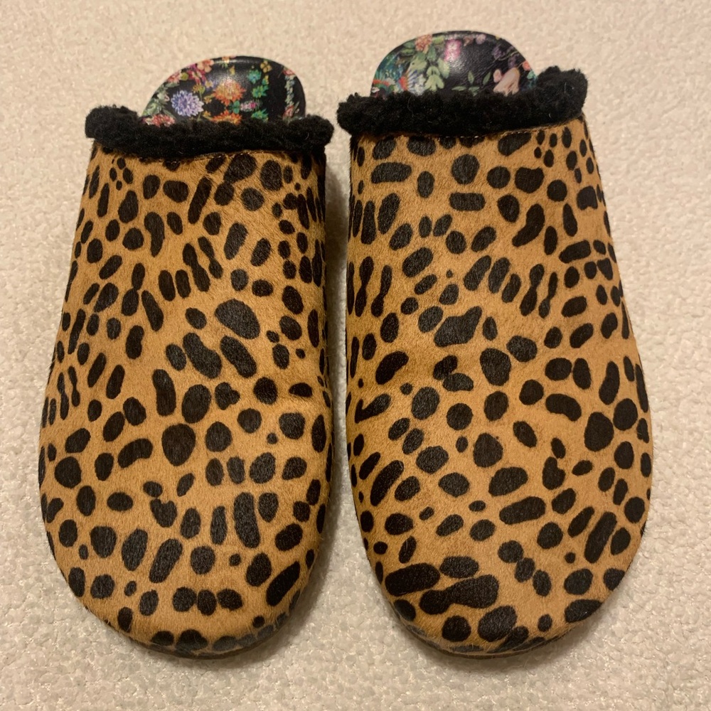 Johnny Was Leopard Print Mules - Picture 3 of 6
